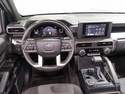 Used 2025 Toyota 4Runner SR5 RWD image 11