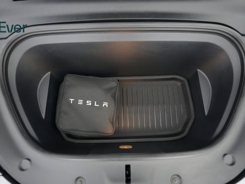 Used 2021 Tesla Model Y Performance image 26