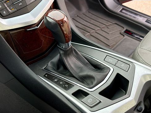 Used 2010 Cadillac SRX Performance image 11