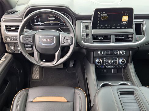 Used 2024 GMC Yukon AT4 w/ Technology Package AWD/4WD image 26