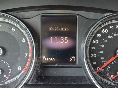 Used 2018 Volkswagen Atlas SE image 11