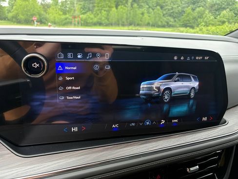 New 2026 Chevrolet Tahoe LS w/ LS Custom Edition AWD/4WD image 5