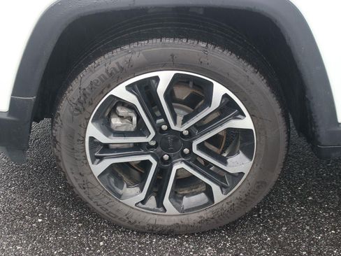 Used 2023 Jeep Compass Limited AWD/4WD image 34