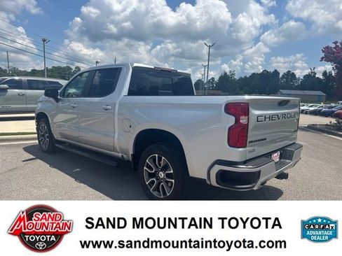 Used 2022 Chevrolet Silverado 1500 RST w/ Convenience Package II AWD/4WD image 5