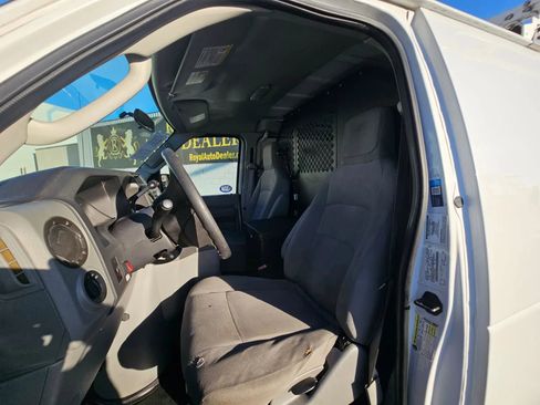 Used 2013 Ford E-150 and Econoline 150 w/ PWR Group RWD image 16