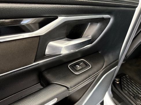 Used 2022 RAM 1500 Laramie AWD/4WD image 21