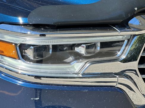 Used 2020 RAM 1500 Limited AWD/4WD image 12