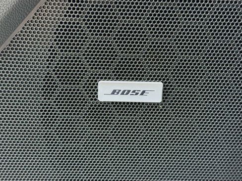 Used 2020 Chevrolet Traverse LT w/ LT Premium Package image 19