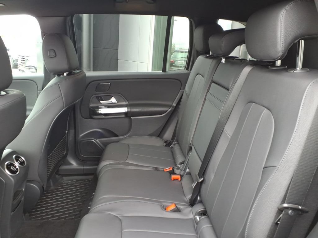Certified 2026 Mercedes-Benz GLB 250 4MATIC image 26