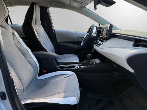 Used 2024 Toyota Corolla LE image 15