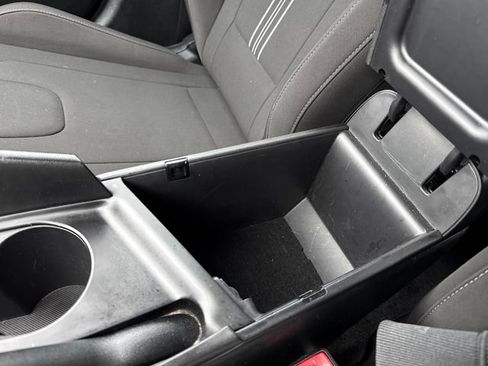Used 2024 Hyundai Elantra SEL FWD image 23