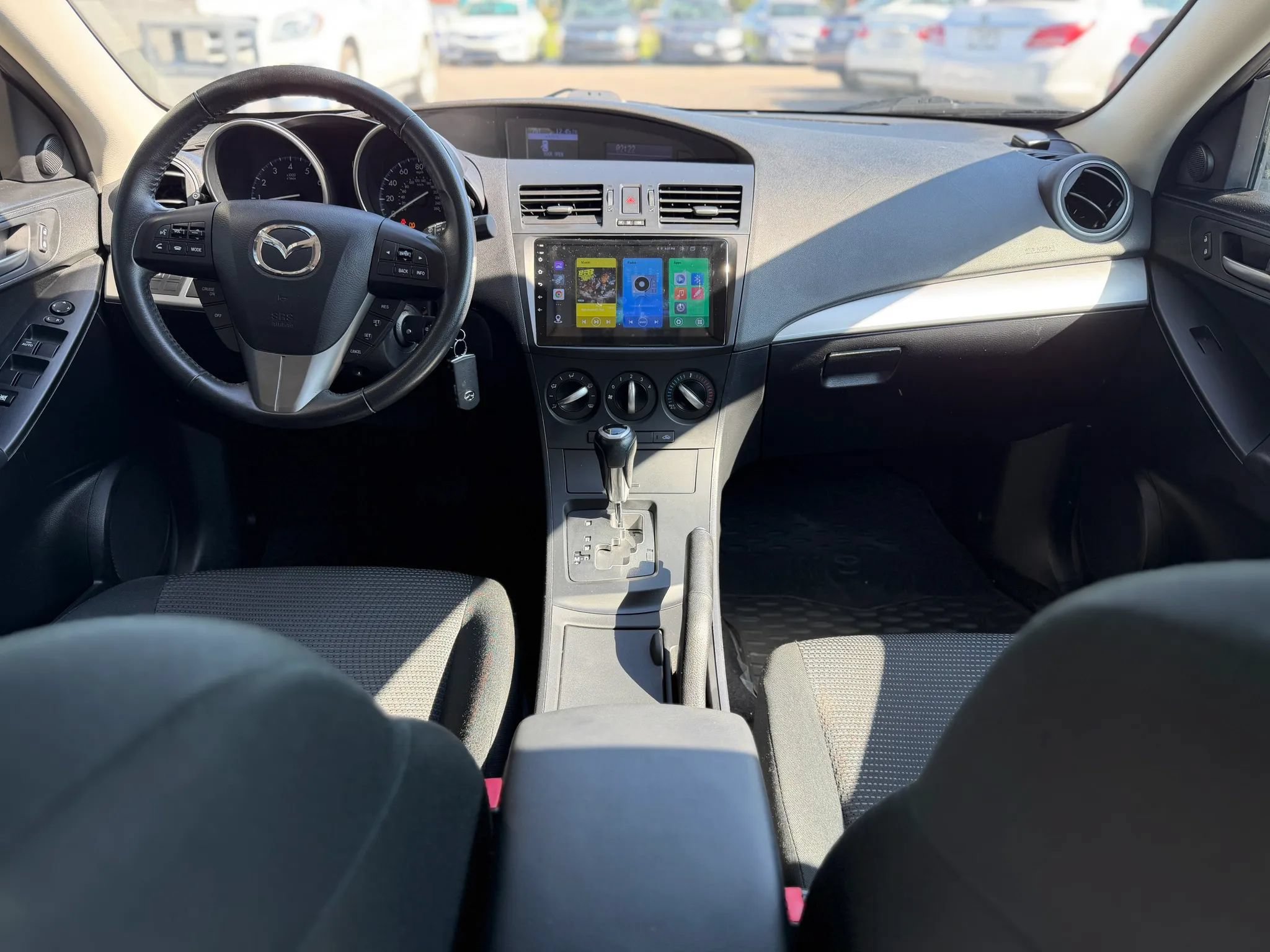 Used 2012 MAZDA MAZDA3 i Touring FWD image 8