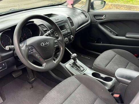 Used 2016 Kia Forte LX FWD image 11