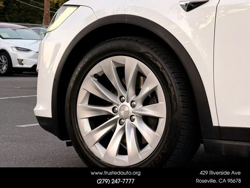 Used 2018 Tesla Model X 75D AWD/4WD image 20