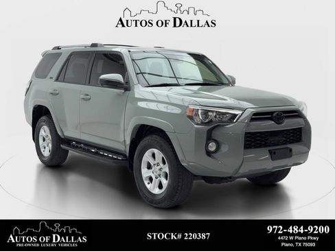 Used 2020 Toyota 4Runner SR5 image 1