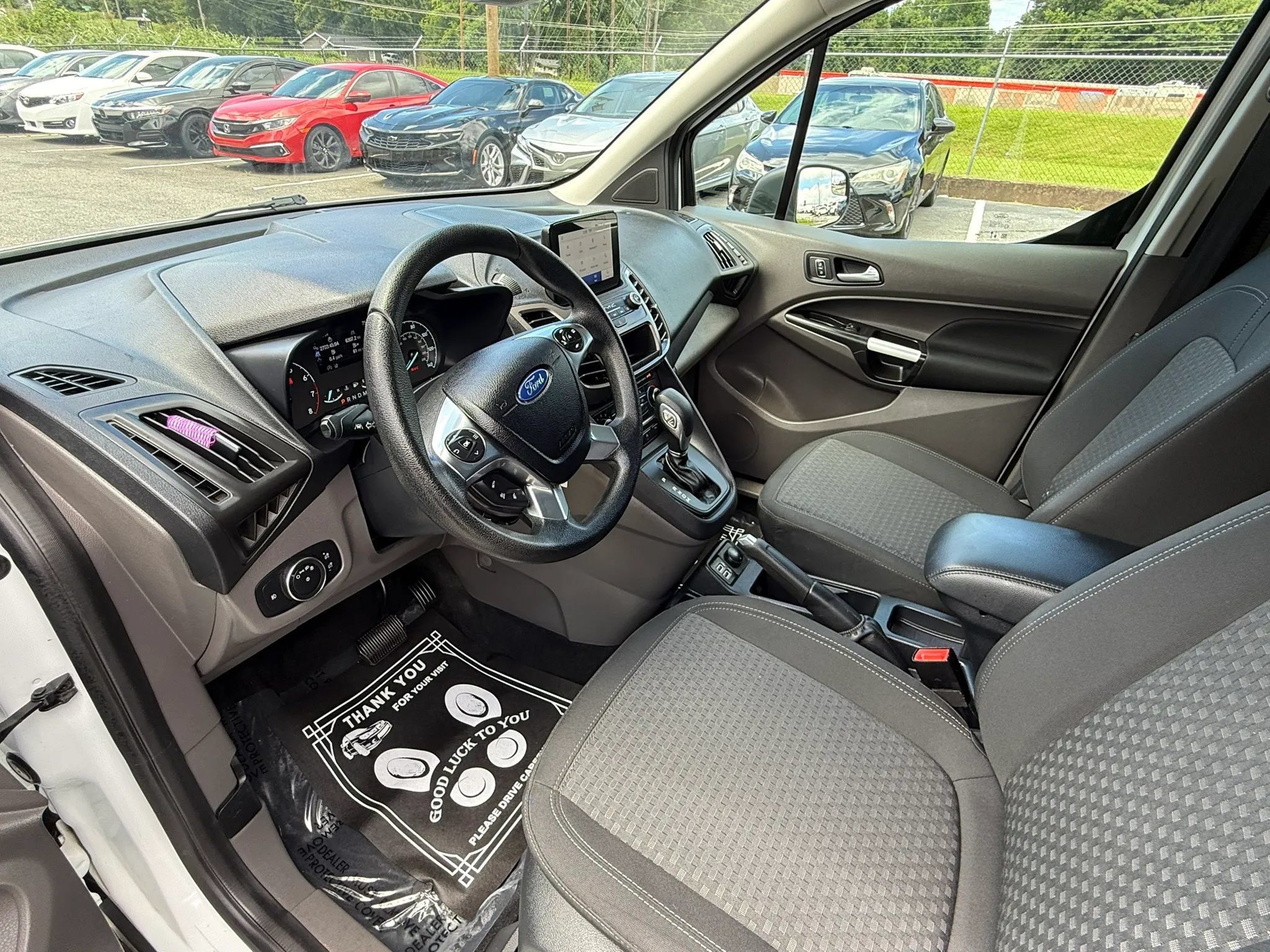 Used 2022 Ford Transit Connect XLT FWD image 9