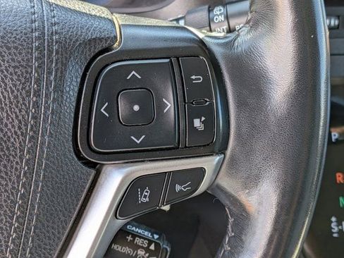 Used 2020 Toyota Sienna Limited w/ Carpet Mat Package FWD image 23