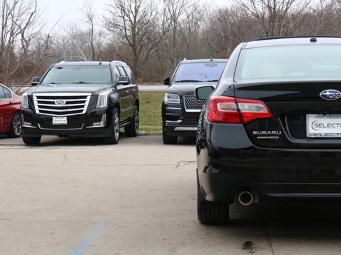 Used 2015 Subaru Legacy 2.5i Limited image 9