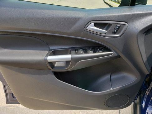 Used 2016 Ford Transit Connect XLT FWD image 11