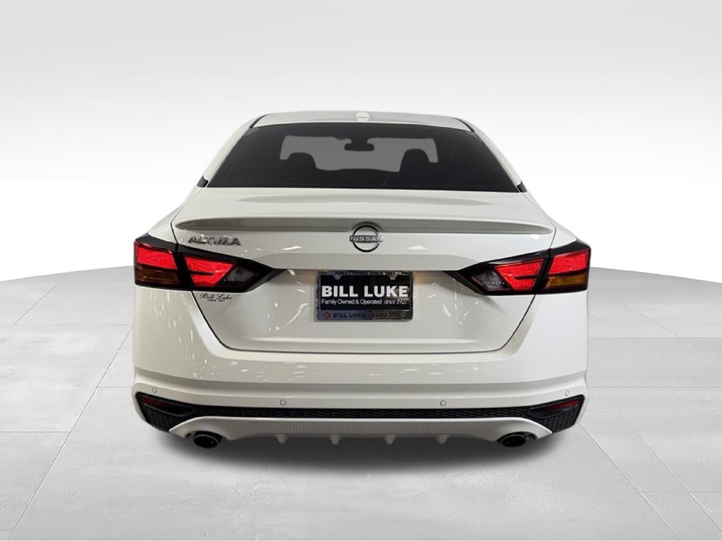 Used 2025 Nissan Altima 2.5 SV w/ SV Special Edition Package FWD image 9