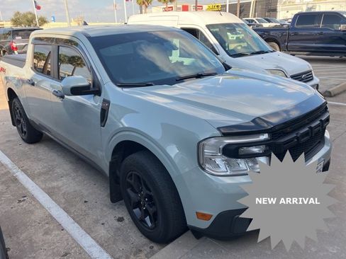 Certified 2022 Ford Maverick XLT w/ Equipment Group 300A Standard image 2