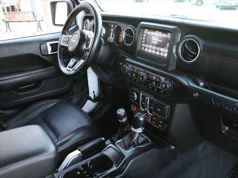 Used 2020 Jeep Wrangler Unlimited Rubicon w/ Quick Order Package 28Y Recon image 13