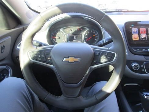 Used 2018 Chevrolet Malibu LT w/ Driver Confidence Package image 26