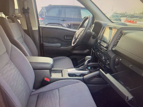 Used 2023 Nissan Frontier S w/ Technology Package image 16
