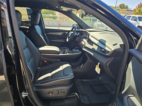 New 2026 Buick Enclave Sport Touring w/ Power Package image 11