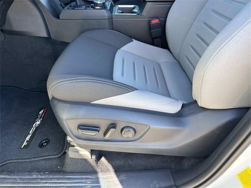 New 2025 Toyota Tacoma TRD Off-Road image 18