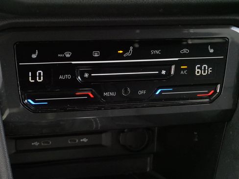 Certified 2023 Volkswagen Tiguan SE AWD/4WD image 23