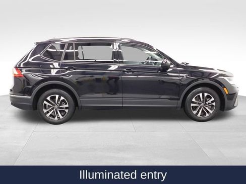 Used 2024 Volkswagen Tiguan S image 14
