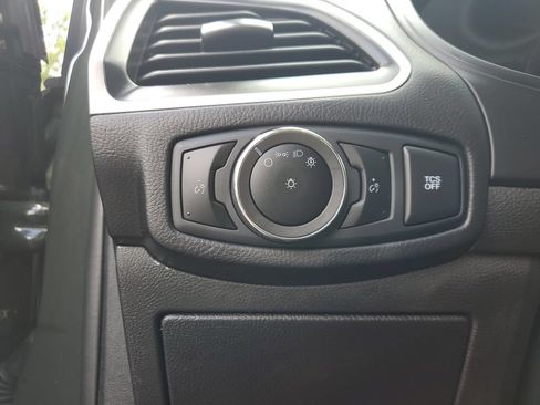 Used 2024 Ford Edge SEL AWD/4WD image 28