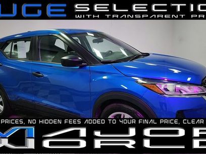 Used 2025 Nissan Kicks Play S