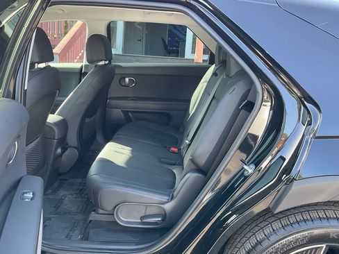 Used 2025 Hyundai Ioniq 5 SEL image 8