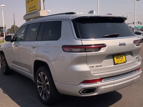 Used 2021 Jeep Grand Cherokee L Overland w/ Luxury Tech Group IV AWD/4WD image 8