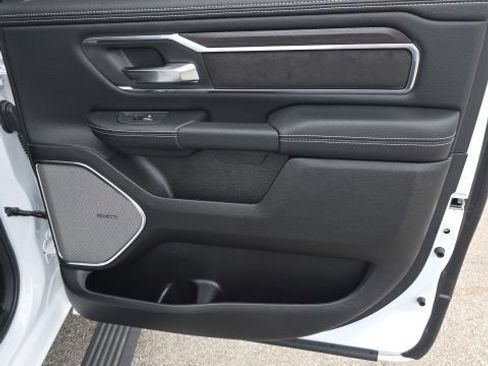 New 2026 RAM 1500 Laramie AWD/4WD image 29