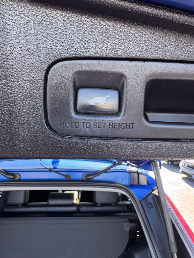 Used 2021 Honda CR-V Touring image 16