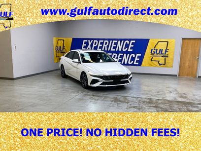 Used 2025 Hyundai Elantra SEL