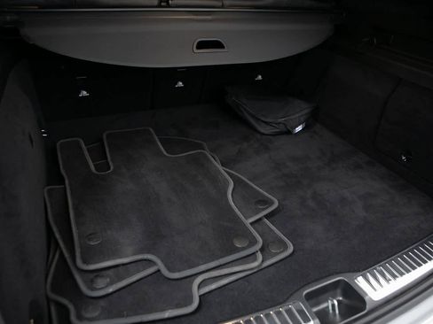 Used 2025 Mercedes-Benz GLE 450e 4MATIC image 27