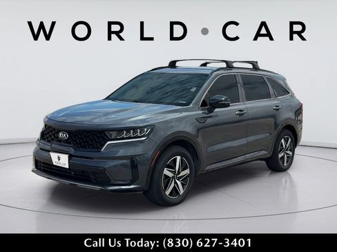 Used 2021 Kia Sorento S FWD image 15