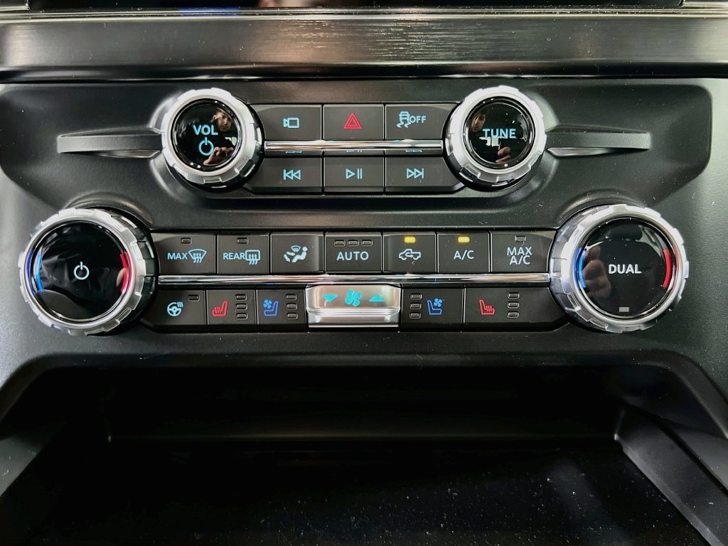 New 2026 Ford F350 Lariat AWD/4WD image 9