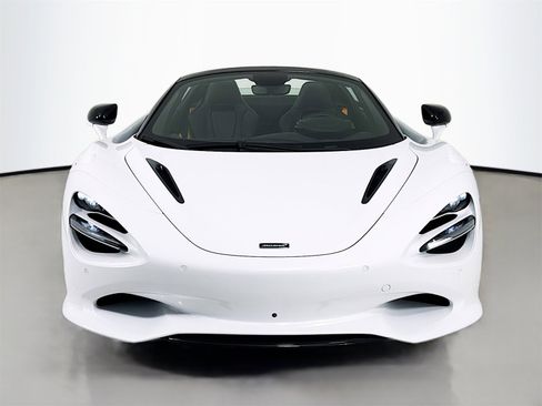 New 2026 McLaren 750S Spider image 2