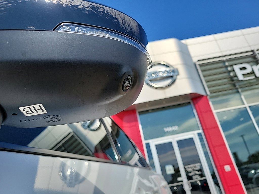 Certified 2024 Nissan Rogue SL w/ SL Premium Package AWD/4WD image 9
