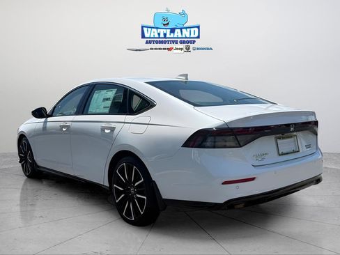 New 2026 Honda Accord Touring image 3