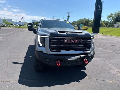 Used 2025 GMC Sierra 2500 AT4X w/ AT4X AEV Edition AWD/4WD image 13