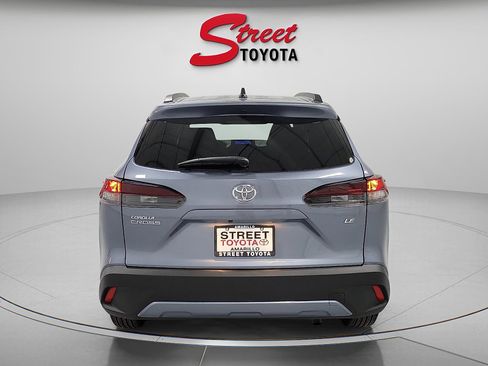 Certified 2026 Toyota Corolla Cross LE FWD image 3