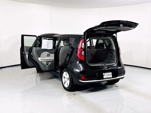 Used 2016 Kia Soul EV FWD image 24