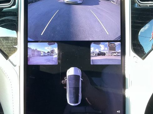 Used 2017 Tesla Model X 100D AWD/4WD image 25