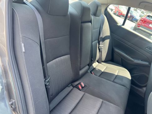 Used 2025 Nissan Altima 2.5 SV FWD image 21